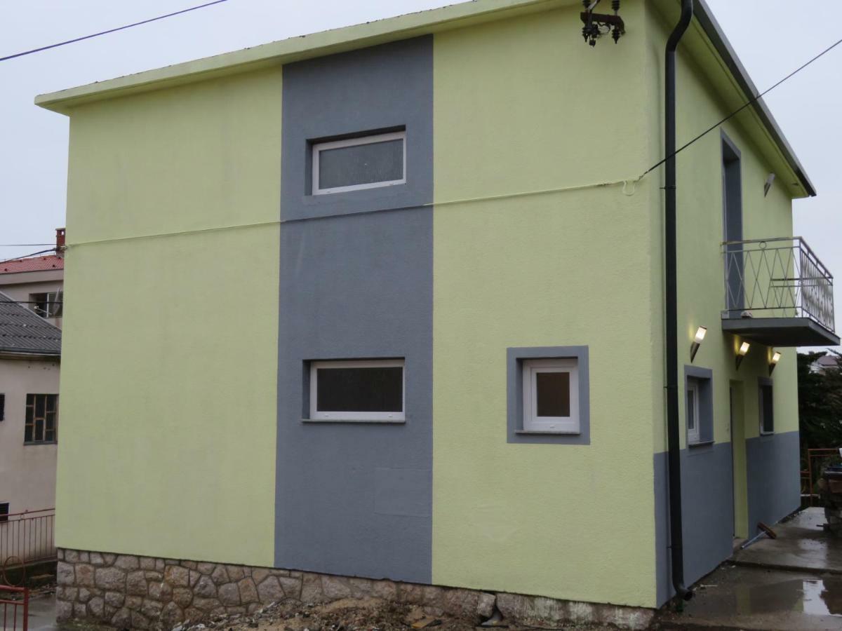 Apartments La Bombonera Starigrad Exterior photo