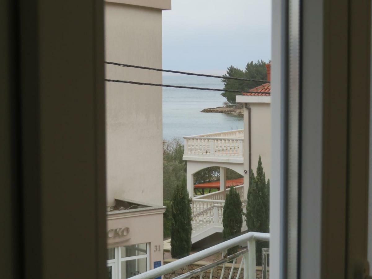 Apartments La Bombonera Starigrad Exterior photo