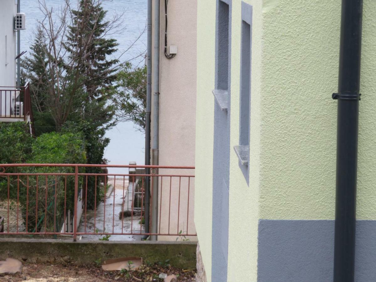 Apartments La Bombonera Starigrad Exterior photo